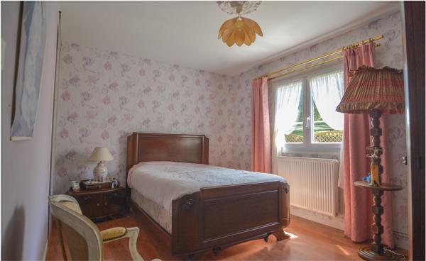 Maison Maison Familiale "La Boetie" Saint Medard En Jalles 7 pièce(s) 160.97 m2 154.49 m²