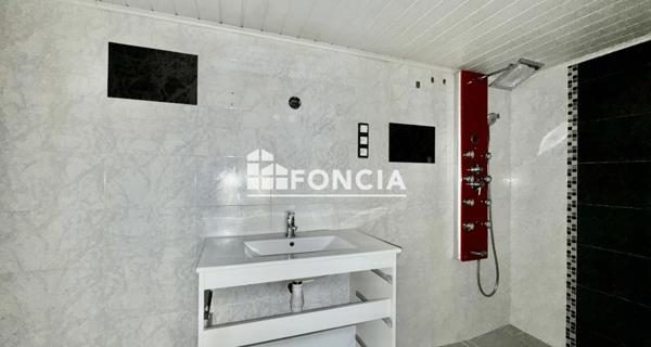 À vendre Local commercial 37.87 m² - Agde 34300