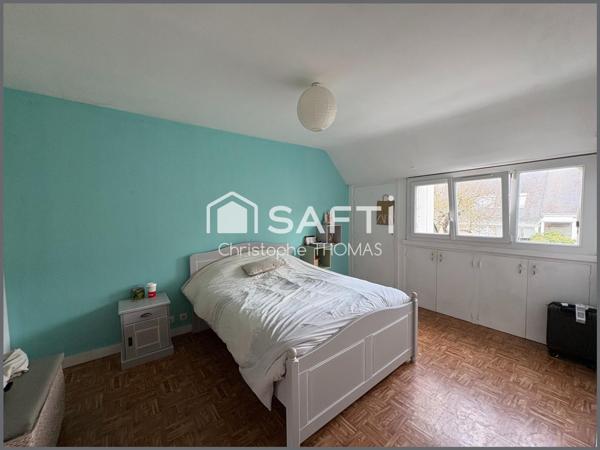 Maison familiale lumineuse avec un jardin clos