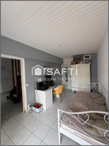 Maison familiale lumineuse avec un jardin clos