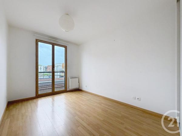 Appartement F4 à vendre  4 pièces - 88,81 m2 SATHONAY CAMP - 69