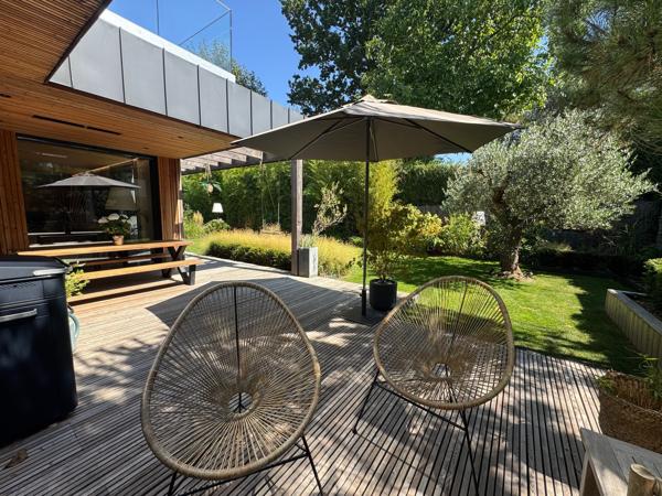 CROIX BARBIEUX – MAISON CUBIQUE 2021 – 200 M² habitables – PRESTATIONS HAUT DE GAMME – DPE A CROIX