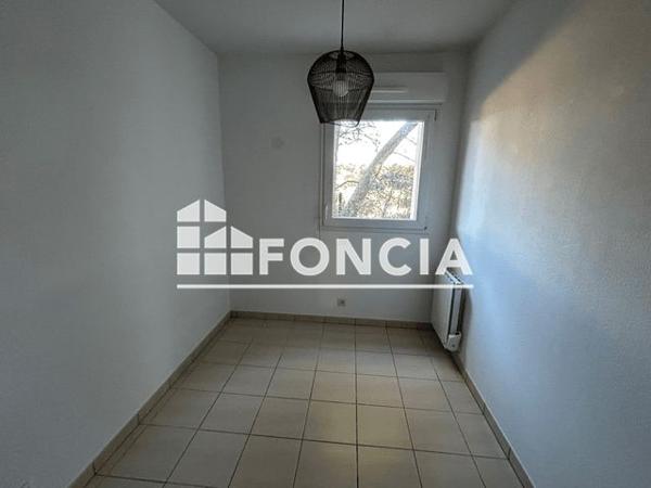 Location Appartement 3 pièces 54.83 m² - 115 ROUTE D'UZES Nimes 30000