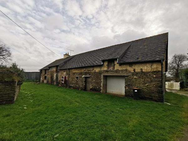 GUIPRY-MESSAC 35480 - Maison d'habitation 2 p, 1 chambre et dépendance sur terrain de 9600 m²