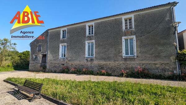 Maison de village  6 pièce(s)  5 chambre(s)  124 m²