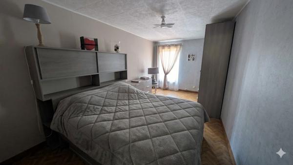 Maison de village  6 pièce(s)  5 chambre(s)  124 m²