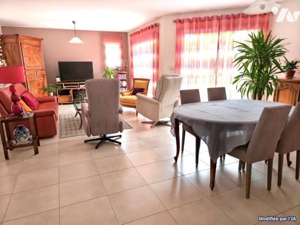 Belle maison contemporaine de plain-pied 3 chambres