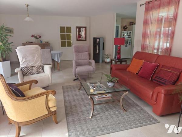 Belle maison contemporaine de plain-pied 3 chambres