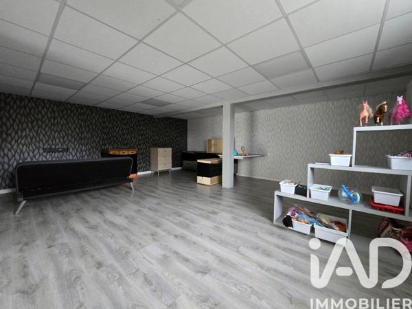 Maison à vendre 7 pièces 222 m² Sainte-Verge