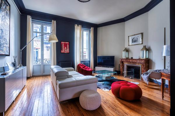 Maison 9 pièces - 335 m²