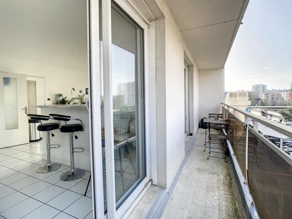 BREST : Bel appartement T4 avec triple exposition et grand balcon