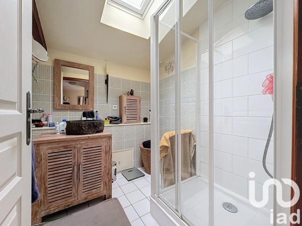 Maison de village 5 pièces de 120 m² à Charron (17230)