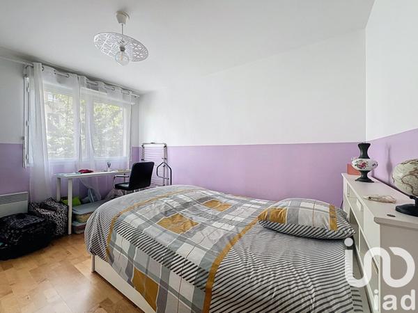 Appartement 2 pièces de 43 m² à Antony (92160)