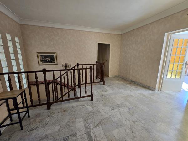 Brignoles (83170) VILLA BRIGNOLES - 204 m² Habitables - 5000 m² terrain - Piscine - Garage