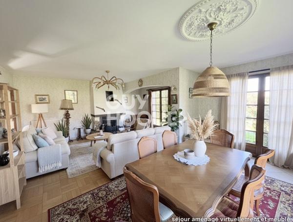 Maison coup de coeur au centre de la commune de Saint-Eulalie