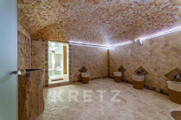 Villa d'exception de 430m2 avec ascenseur, hammam & spa