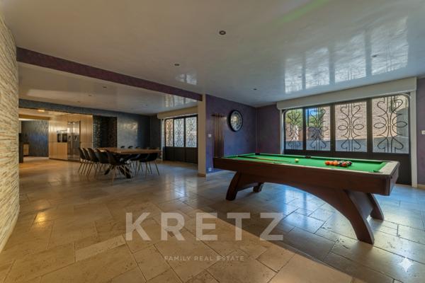 Villa d'exception de 430m2 avec ascenseur, hammam & spa