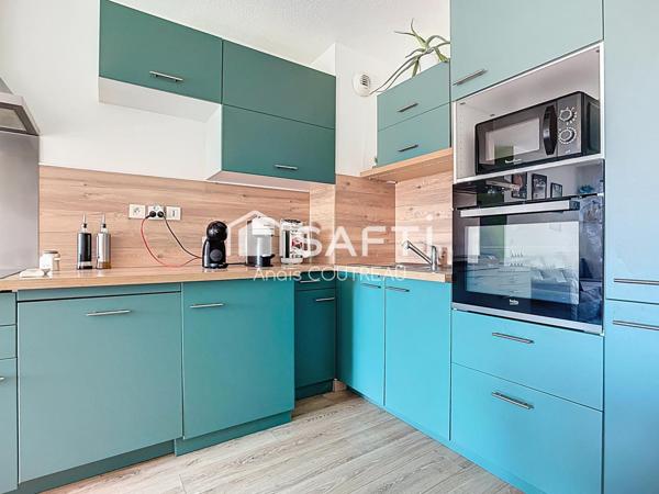 CHARMANT APPARTEMENT RÉNOVÉ AVEC GOÛT DANS ENVIRONNEMENT CALME