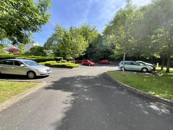 Appartement à louer 655 € CC Saumur 3 p 73 m² DPE D