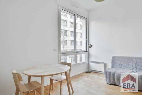 Studio à Loué aux Passage à Boulogne-Billancourt