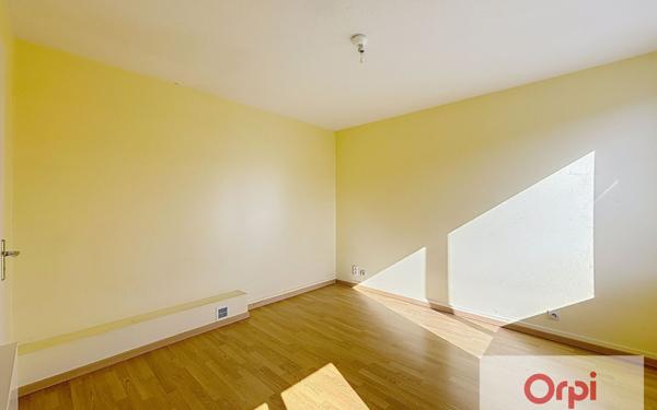 Appartement à louer    1 pièce • 17,14 m2 Montluçon