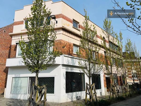 Location                                                      Appartement
                        
                     2 pièces                      42 m2                     à Tourcoing