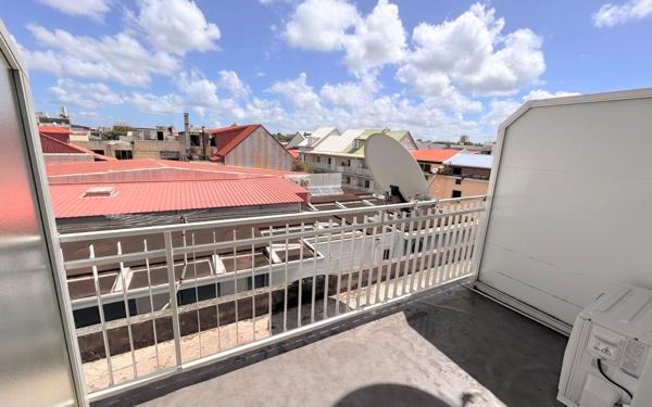 Appartement à vendre    1 pièce • 21,37 m2 Pointe-à-Pitre