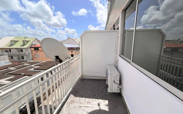 Appartement à vendre    1 pièce • 21,37 m2 Pointe-à-Pitre