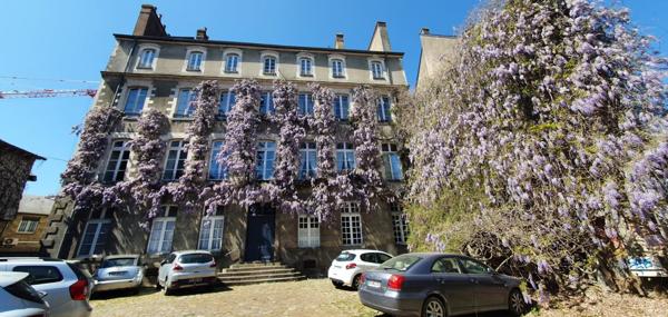 Location Parking - 1 m² (réf : 493229)