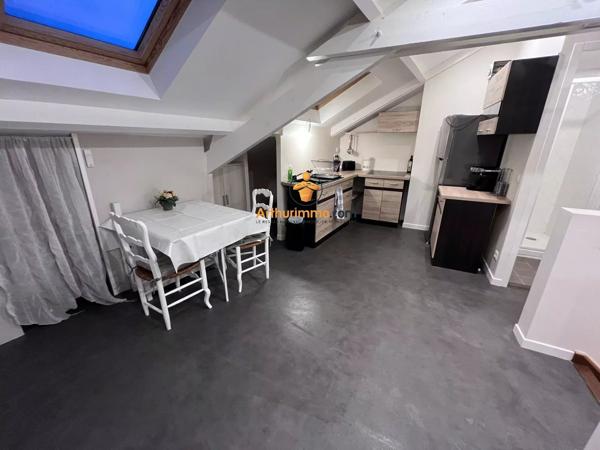 Location                                                      Appartement
                        
                     2 pièces                      31 m2                     à Lourdes