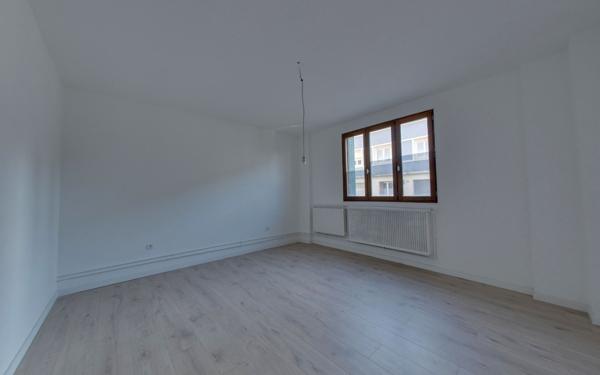 Appartement à vendre    2 pièces • 35,46 m2 Drancy