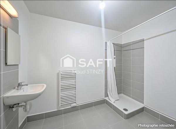 T3 65m² au village de Roquebrune sur Argens : rentable, sécurisé… et déjà en train de travailler pour vous !