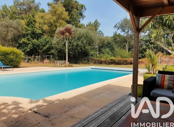 Maison à vendre 7 pièces 215 m² Carnac