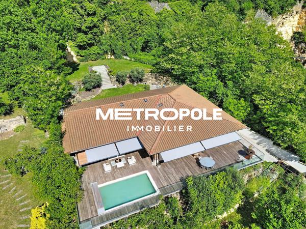 Villa 6 pièce(s) 4 chambre(s) 268 m²