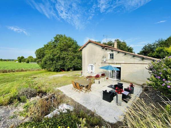 Maison à vendre |  Barbezieux-Saint-Hilaire |  6 pièces | 163 m²