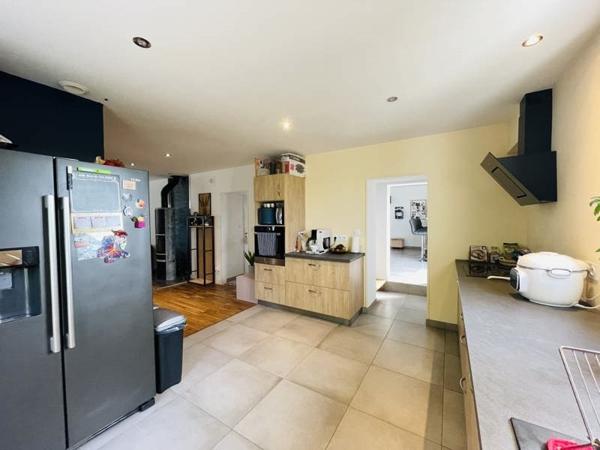 Maison à vendre |  Barbezieux-Saint-Hilaire |  6 pièces | 163 m²