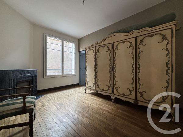 Immeuble à vendre  252 m2 ST VICTURNIEN - 87