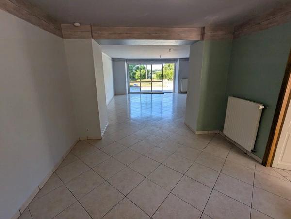 Vente Maison 12 pièces 284 m2 à Loyat