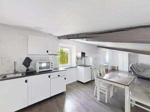 Location                                                      Appartement
                        
                     2 pièces                      34 m2                     à Clermont-Ferrand
