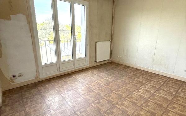 Appartement à vendre    1 pièce • 16,78 m2 Bourg-la-Reine