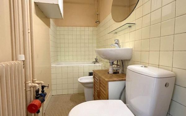 Appartement à vendre    1 pièce • 16,78 m2 Bourg-la-Reine
