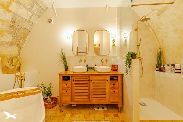 Appartement à vendre 529 900 € Bordeaux 4 p 99 m² DPE C