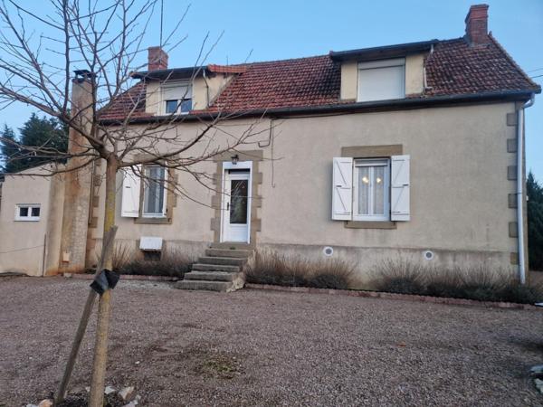 Très belle fermette avec grange, hangar