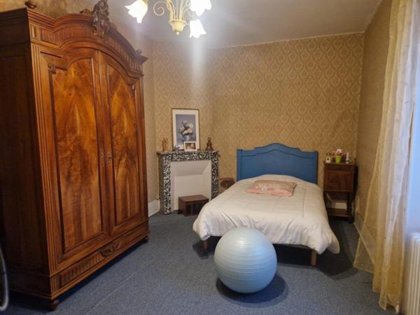 Très belle fermette avec grange, hangar