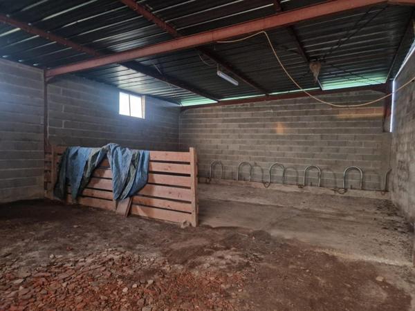 Très belle fermette avec grange, hangar