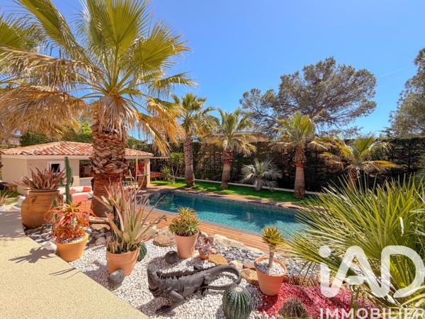 Maison à vendre 5 pièces 185 m² Saint-Raphaël