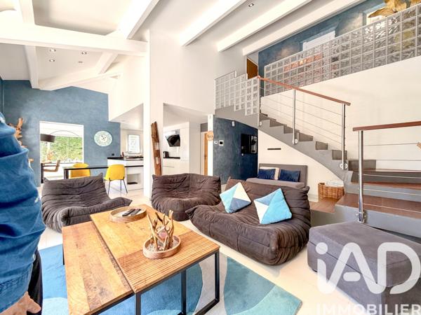 Maison à vendre 5 pièces 185 m² Saint-Raphaël