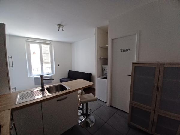 LOCATION T1BIS SEMI MEUBLE RODEZ SANS FRAIS D AGENCE