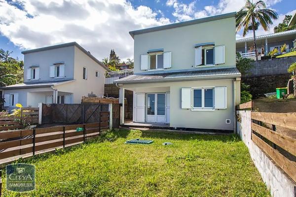 Maison à louer 3 pièces 118m²