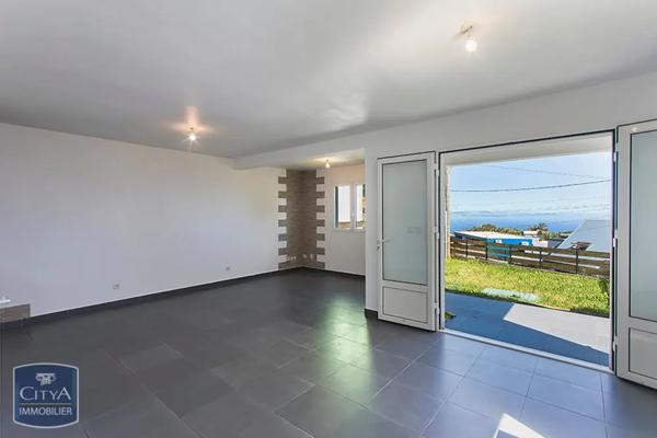 Maison à louer 3 pièces 118m²